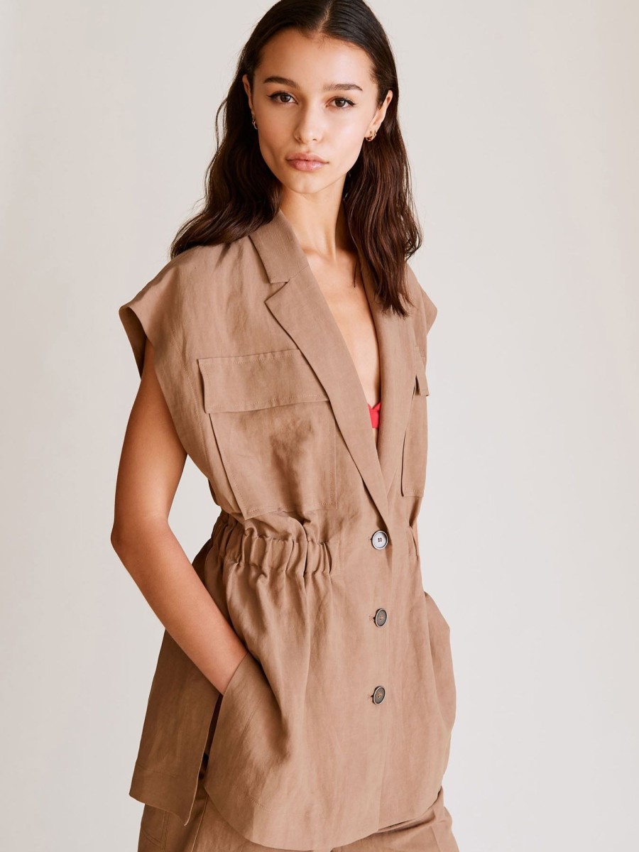 8PM Dalia Vest | Archive